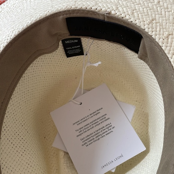 NWT Janessa Leone Valentine Bleach packable hat - Picture 4 of 4